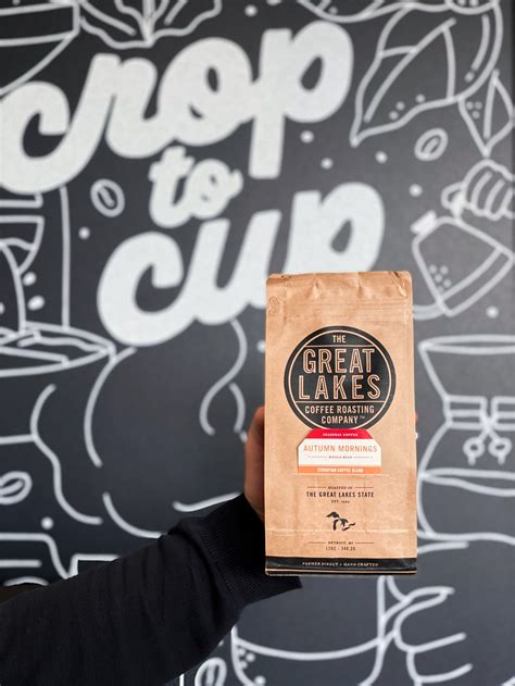 Great lakes coffee - Signature Blend Tasting Notes: Cocoa, Herbal, &amp; Tarragon Roast Level: Dark Organic French Roast Farm: 3,000 Smallholder Farmer Members Farmer: Various Smallholders Country of Origin: Peru Region: Cajamarca Variety: Bourbon, Caturra, Typica Process: Washed Altitude: 1200-2200 MASL Flavor Factoid: This coffee distinguishes itself with a bold flavor profile brought on by both origin and ... 